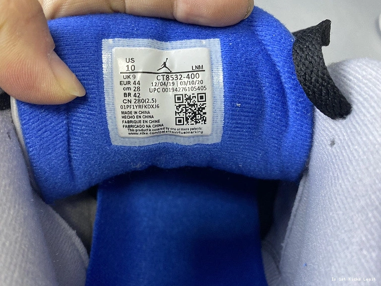 Royal” 3 CT8532-400 Jordan  “Varsity Air 0930